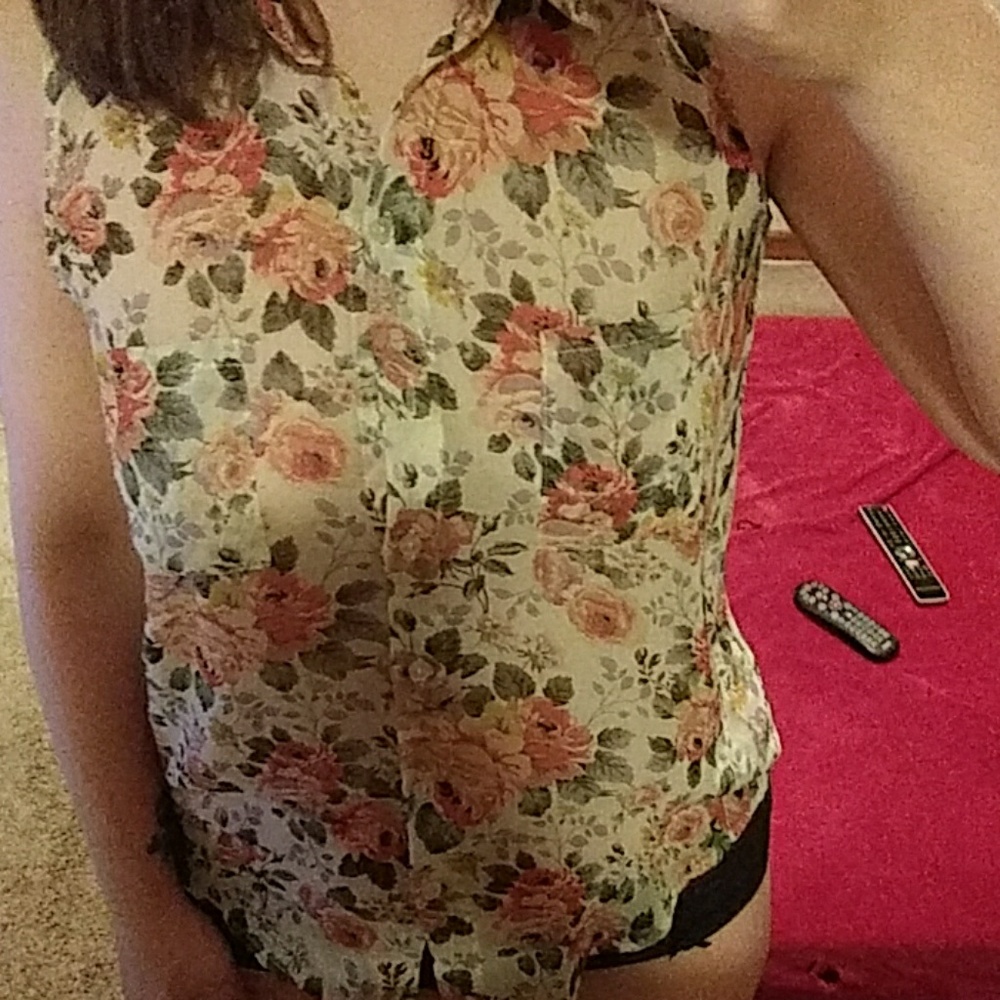 Floral tank